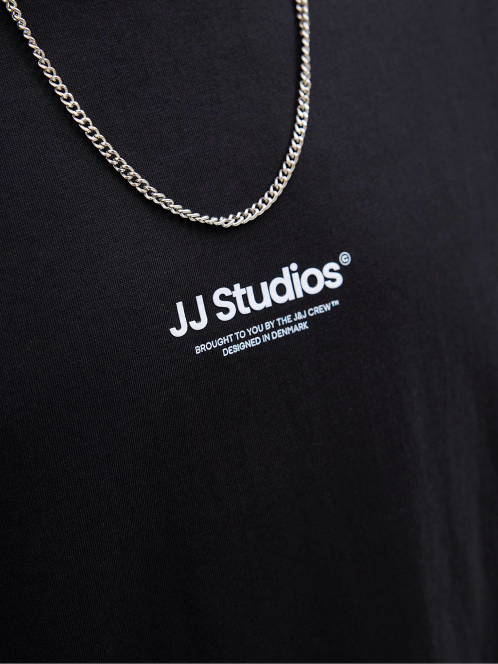 T-shirt Jack & Jones Soho Nero con mino logo gommato 12278787 /Black JACK & JONES 