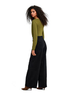 T-shirt JDY Irena  Verde con scollo a V 15382786 /Dark Olive JDY 