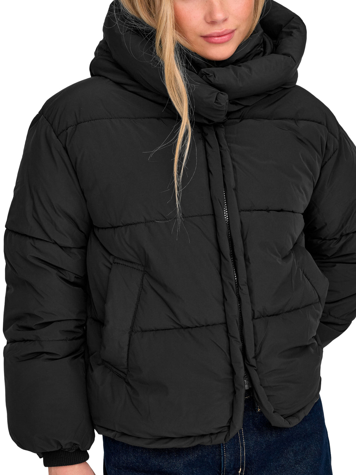 Piumino Only Cornelia Nero con cappuccio 15366705 /Black ONLY 
