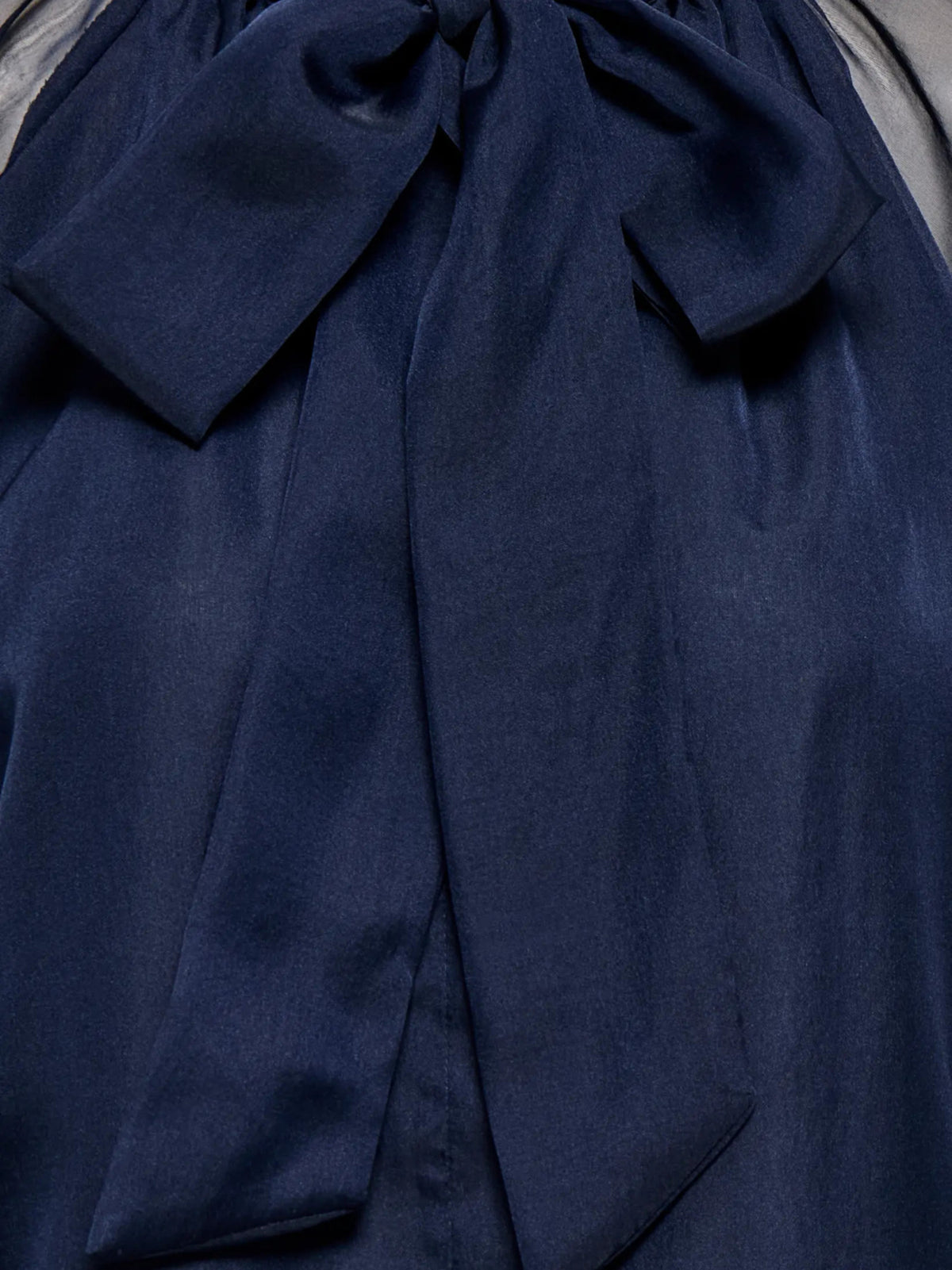 Blusa Only Lumeria Blu con fiocco 15383194 /Navy Blazer ONLY 