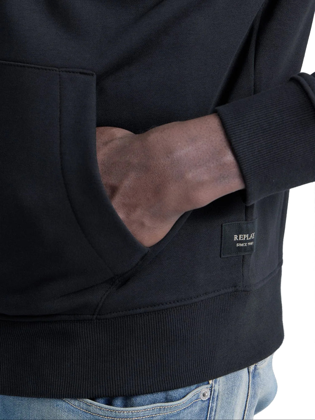 Felpa Replay Nero con cappuccio M13LS C098 REPLAY 
