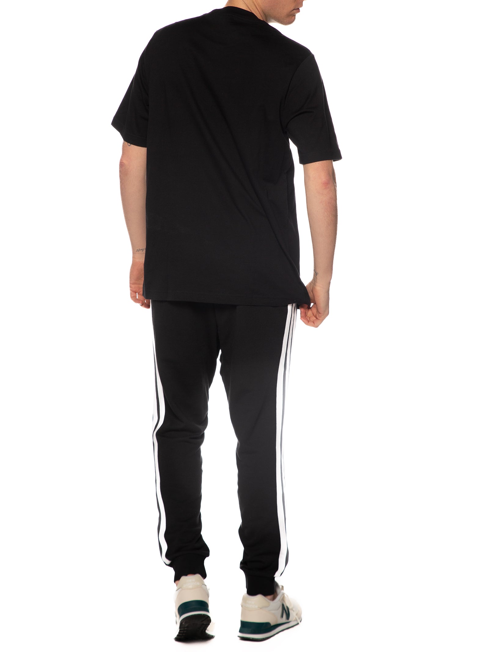 T-shirt Adidas Nero logo piccolo JE9024 NERO ADIDAS 