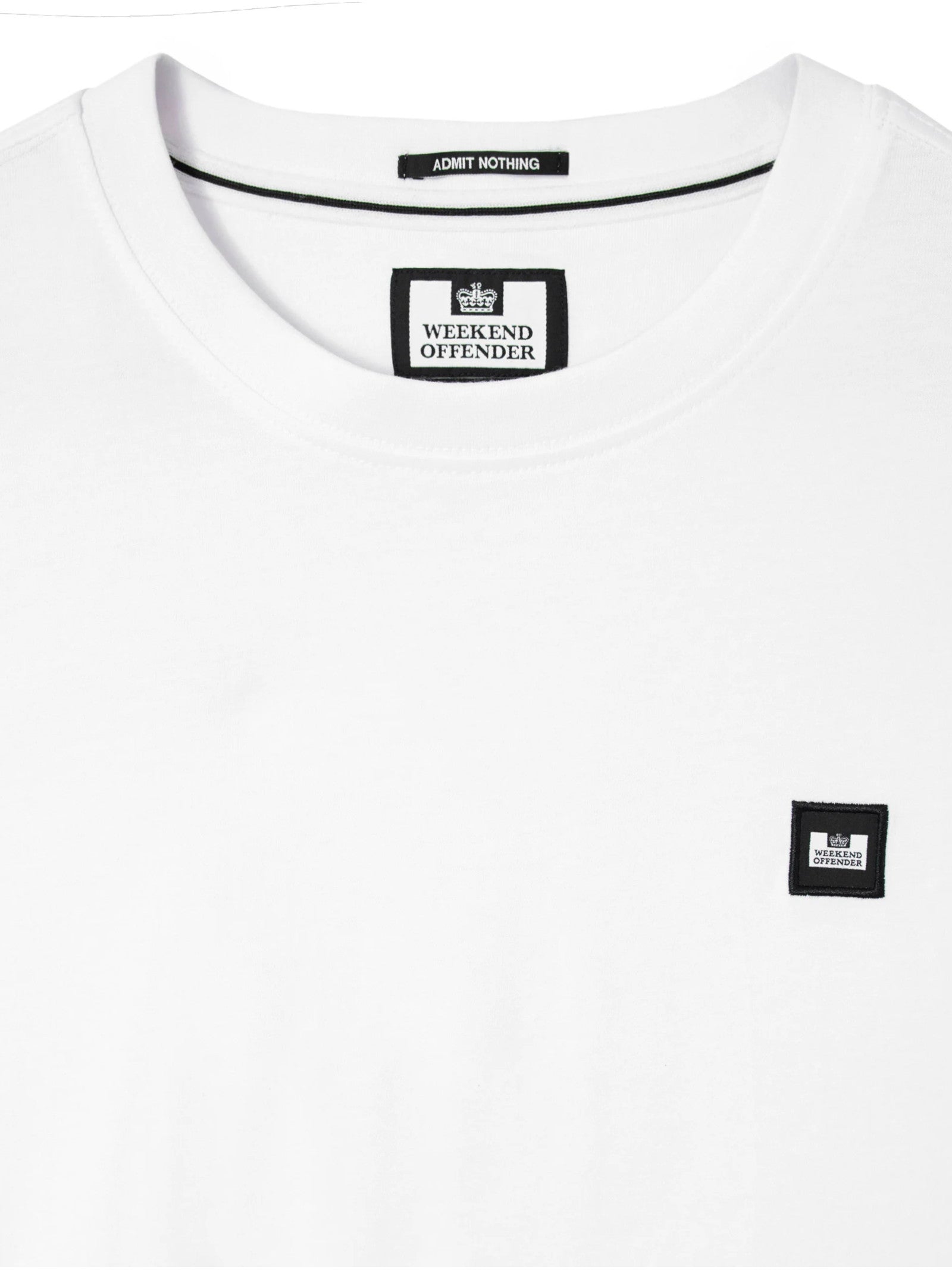 T-shirt Weekend Offender Bianco con patch BROOKLANDS BIANCO WEEKEND OFFENDER 