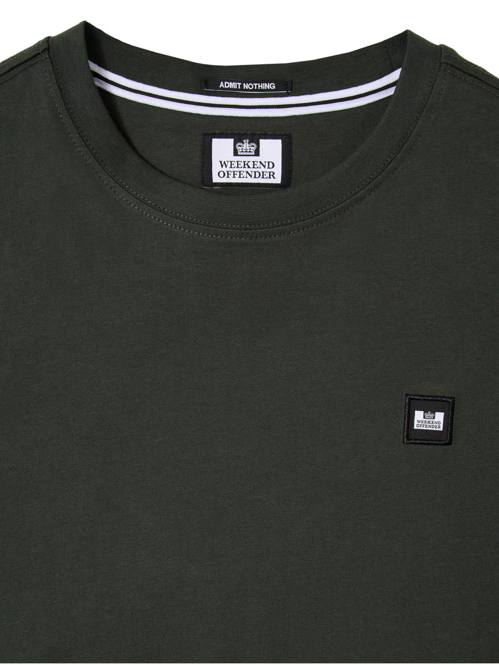 T-shirt Weekend Offender Verde con patch BROOKLANDS VERDE WEEKEND OFFENDER 