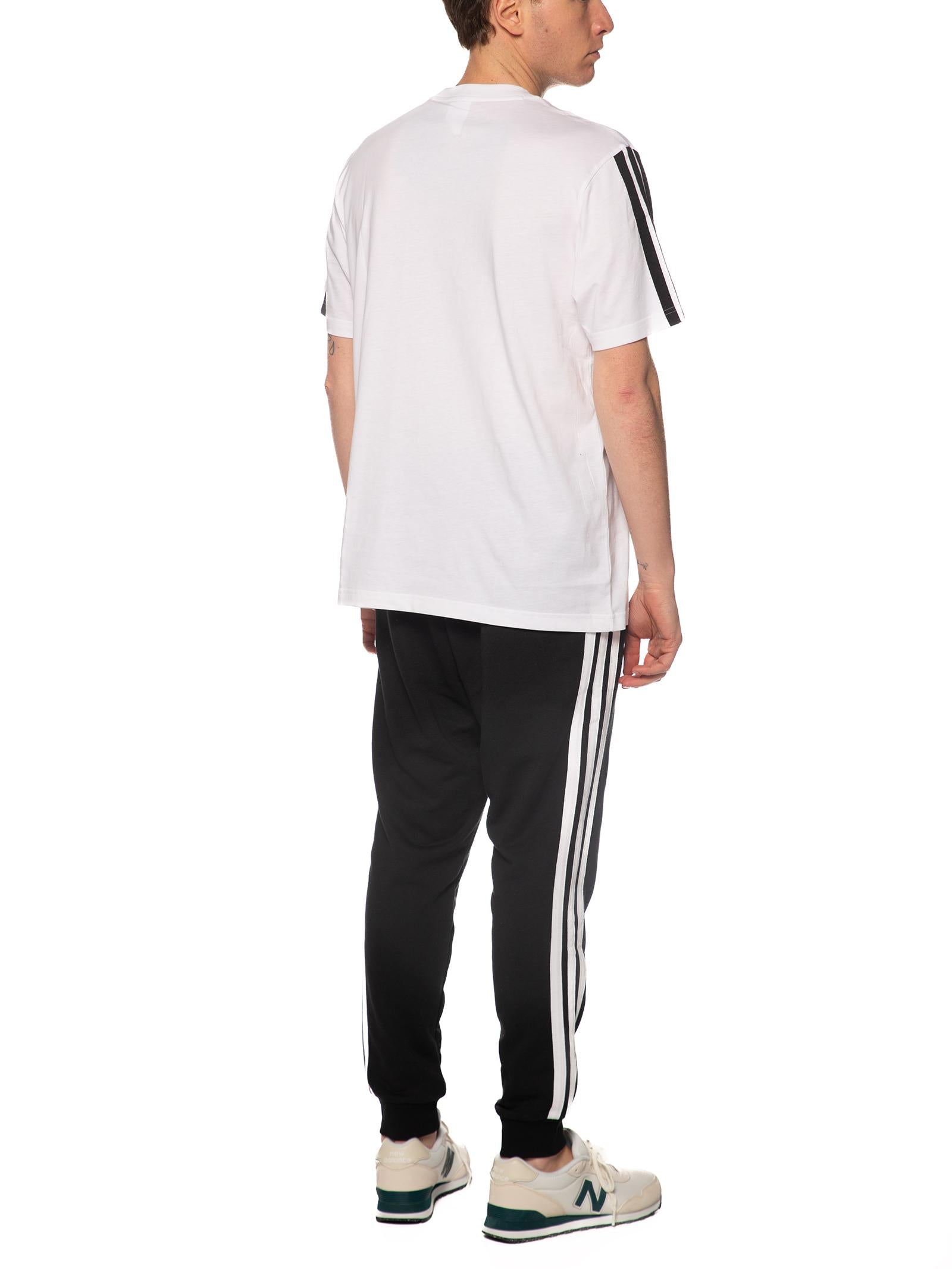 T-shirt Adidas Bianco logo piccolo banda JW1952 BIANCO ADIDAS 