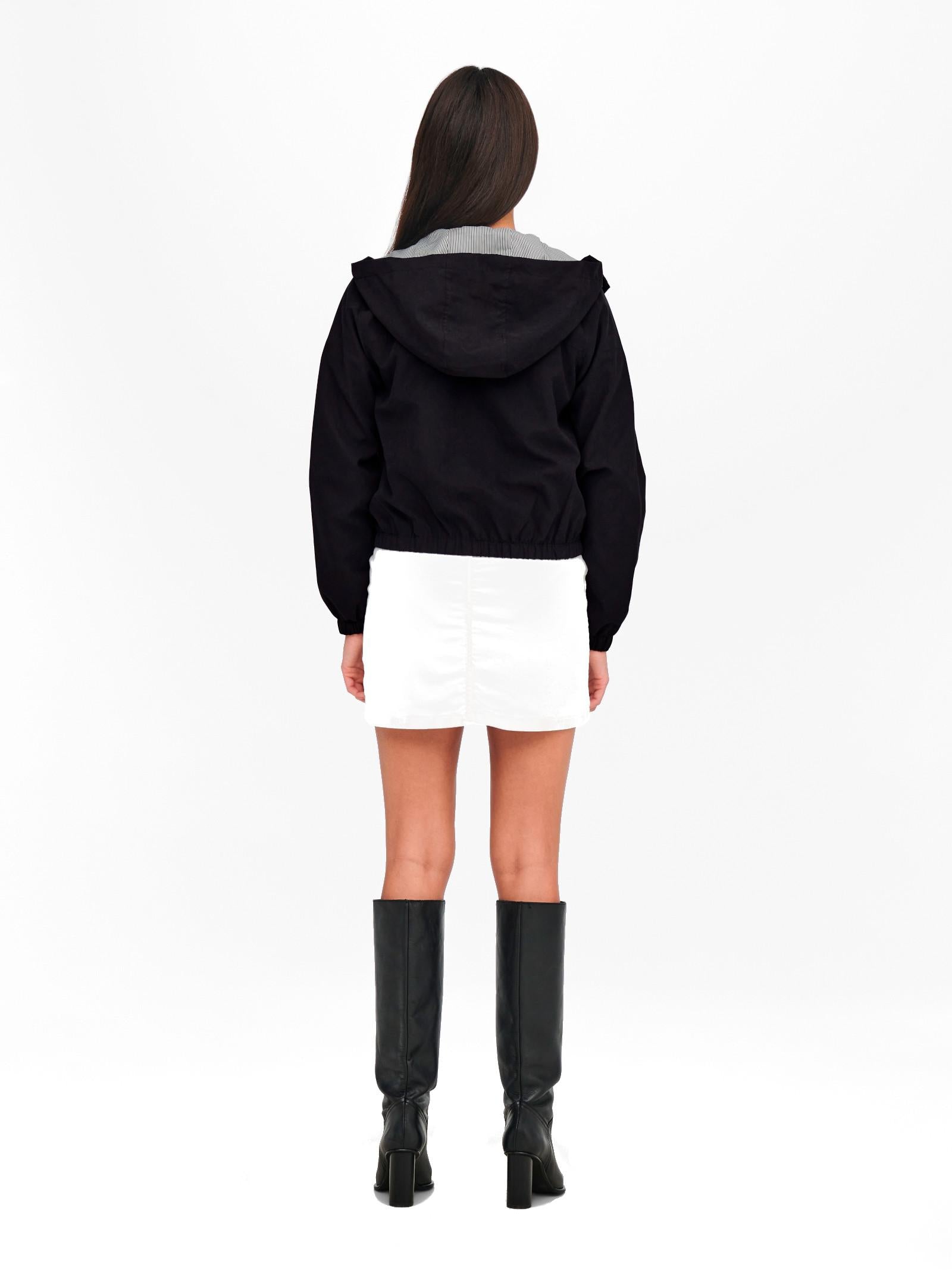 Giubbotto JDY Nero con cappuccio 15236012 /Black JDY 