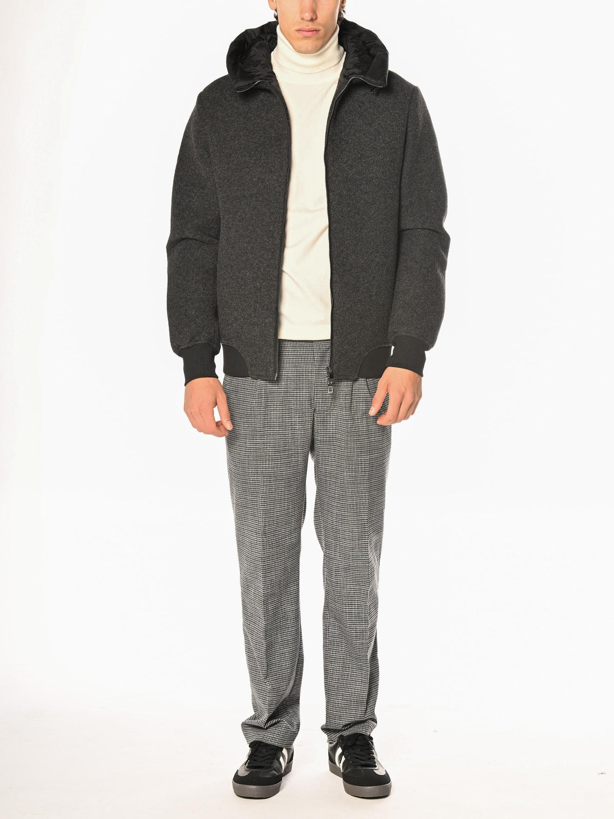 Bomber Seinse Nero in panno cappuccio GBI1096 NERO SEINSE 