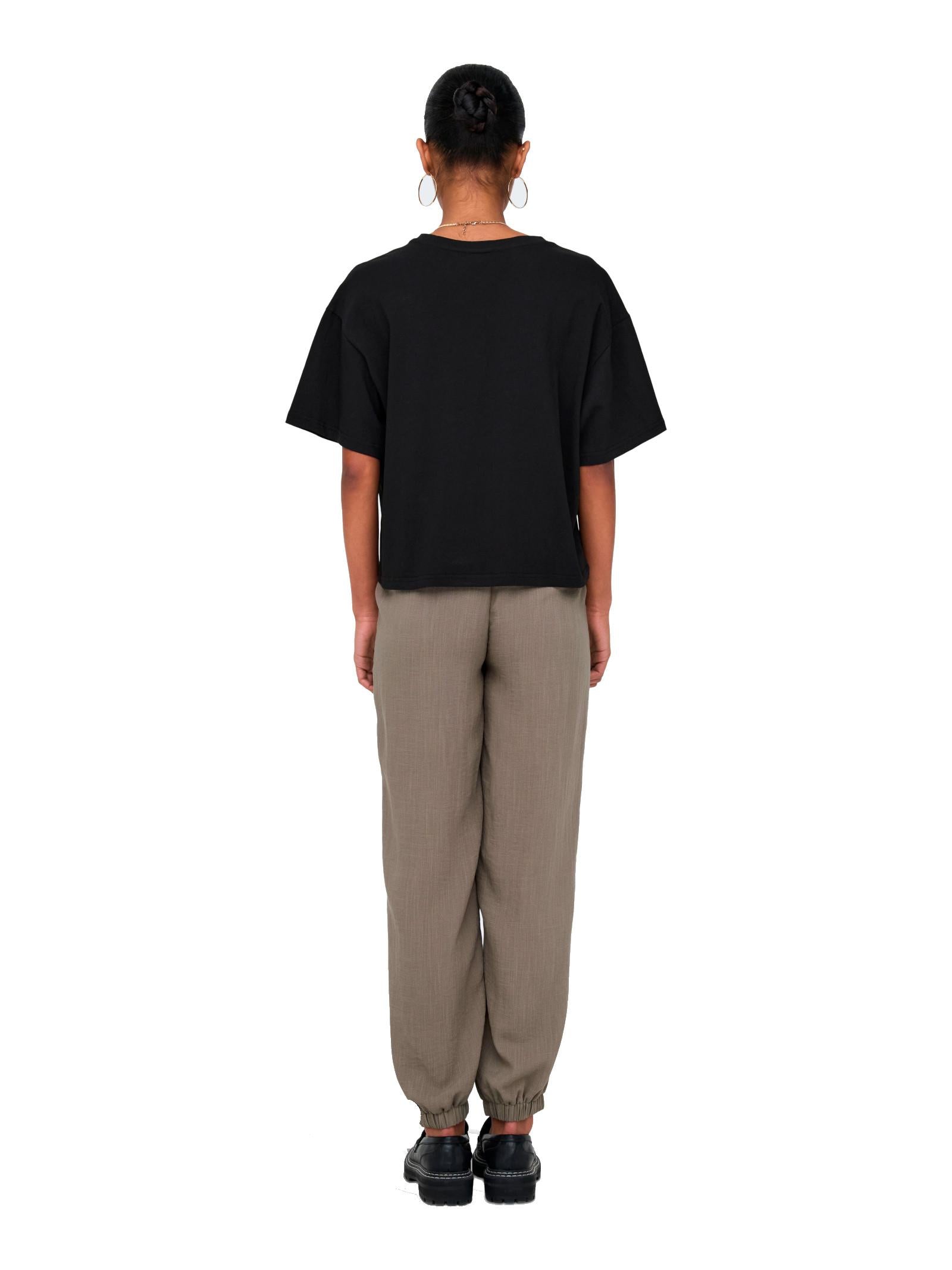 T-shirt Only Nero Terza Cropped 15343834 /Black ONLY 