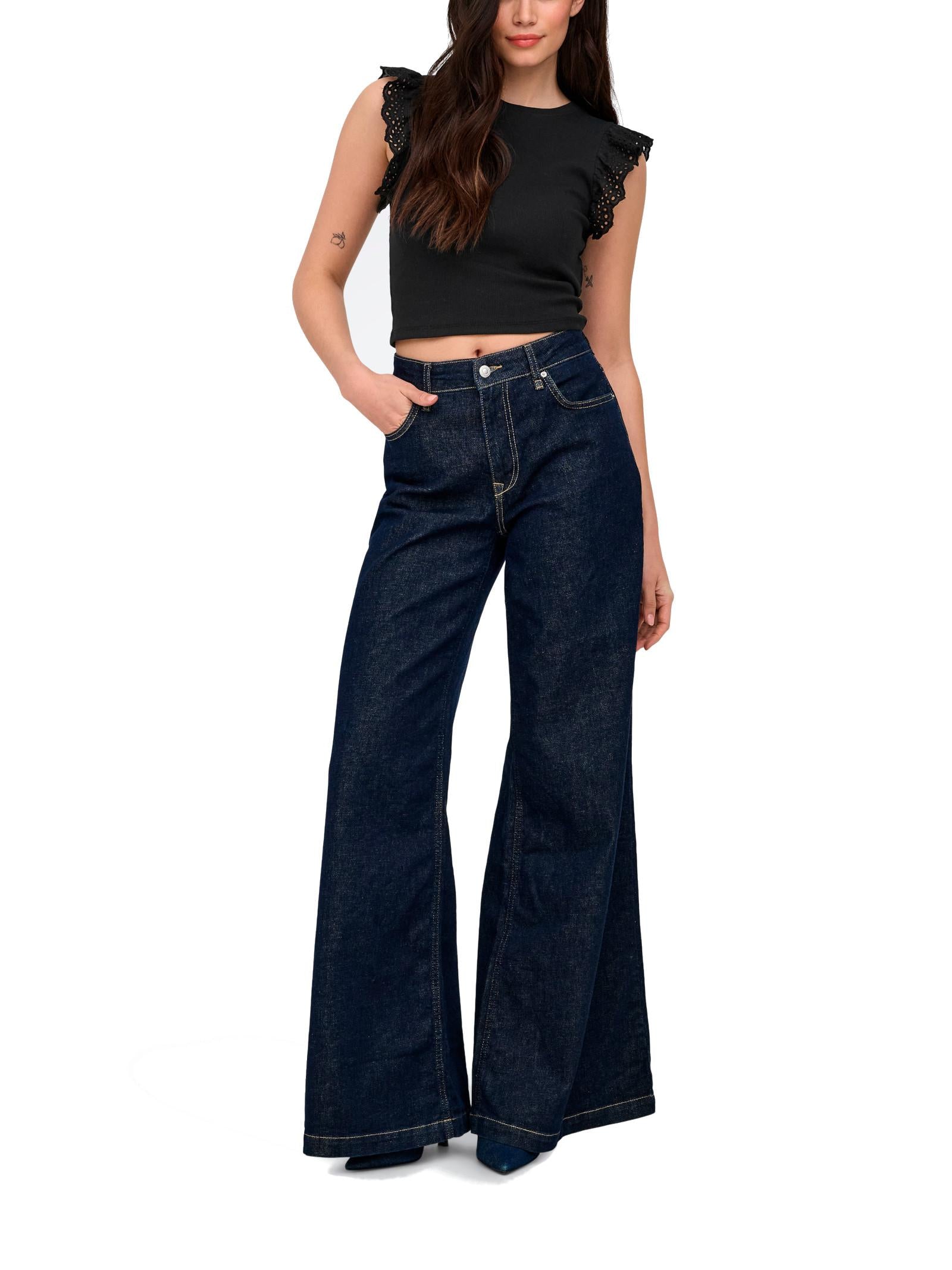 T-shirt Only Bianco Mathilda pizzo 15308890 /Black ONLY 