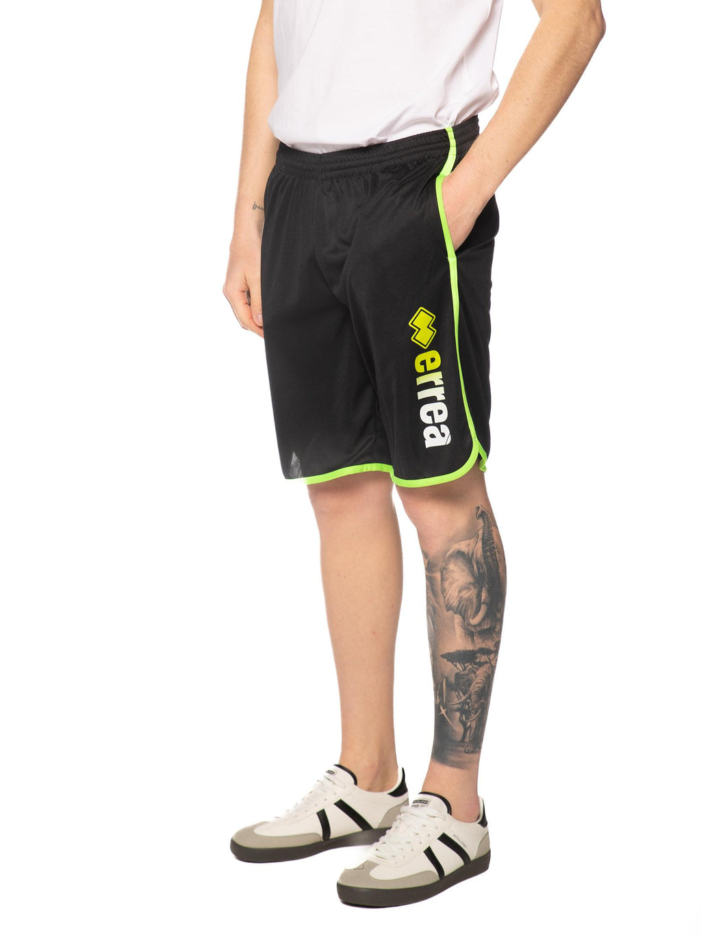Bermuda Errea Nero verde con logo grande R33P0U DEGRADE8189 ERREA 