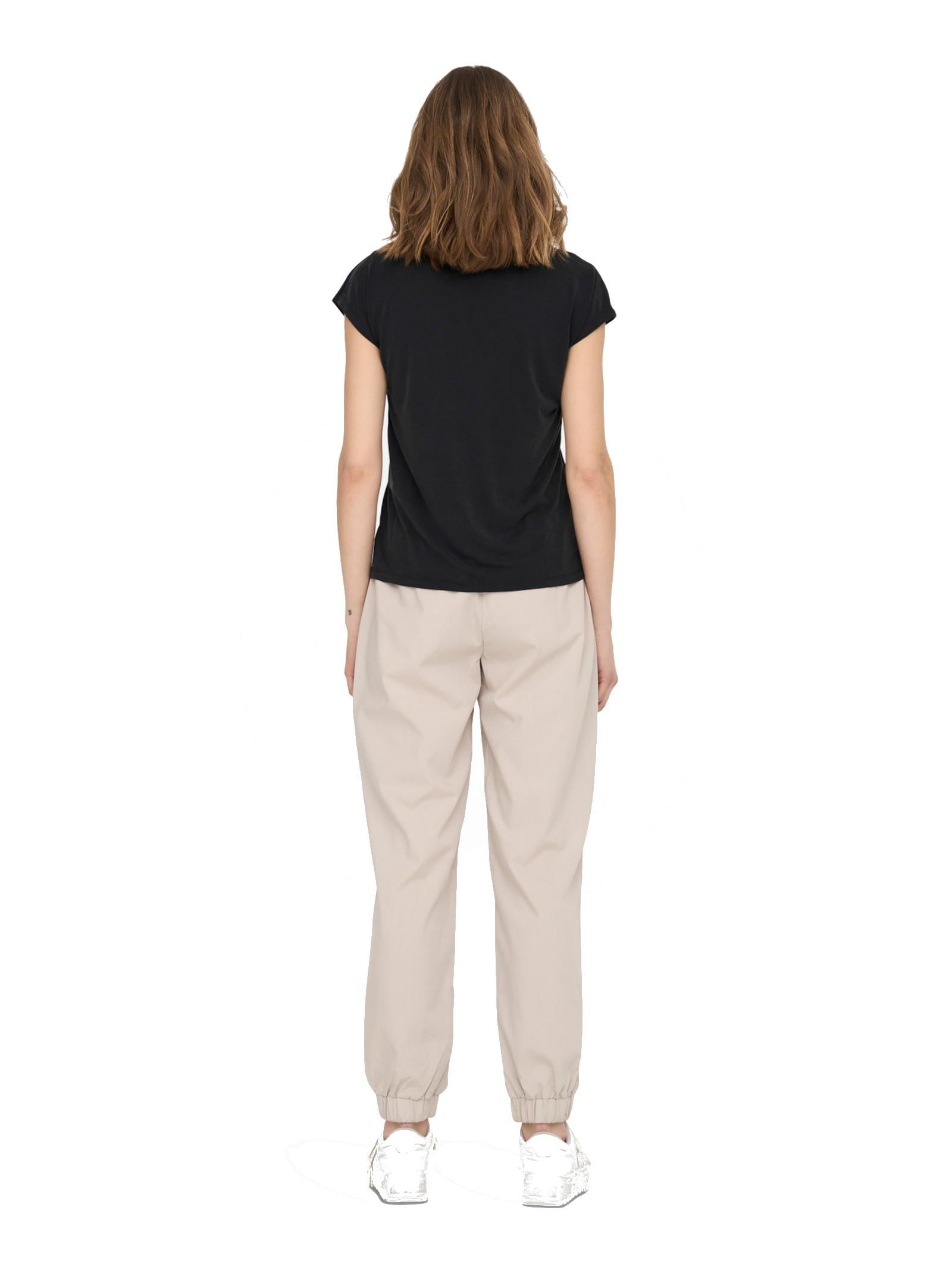 T-shirt Only Free Nero scollo a V 15287041 /Black ONLY 