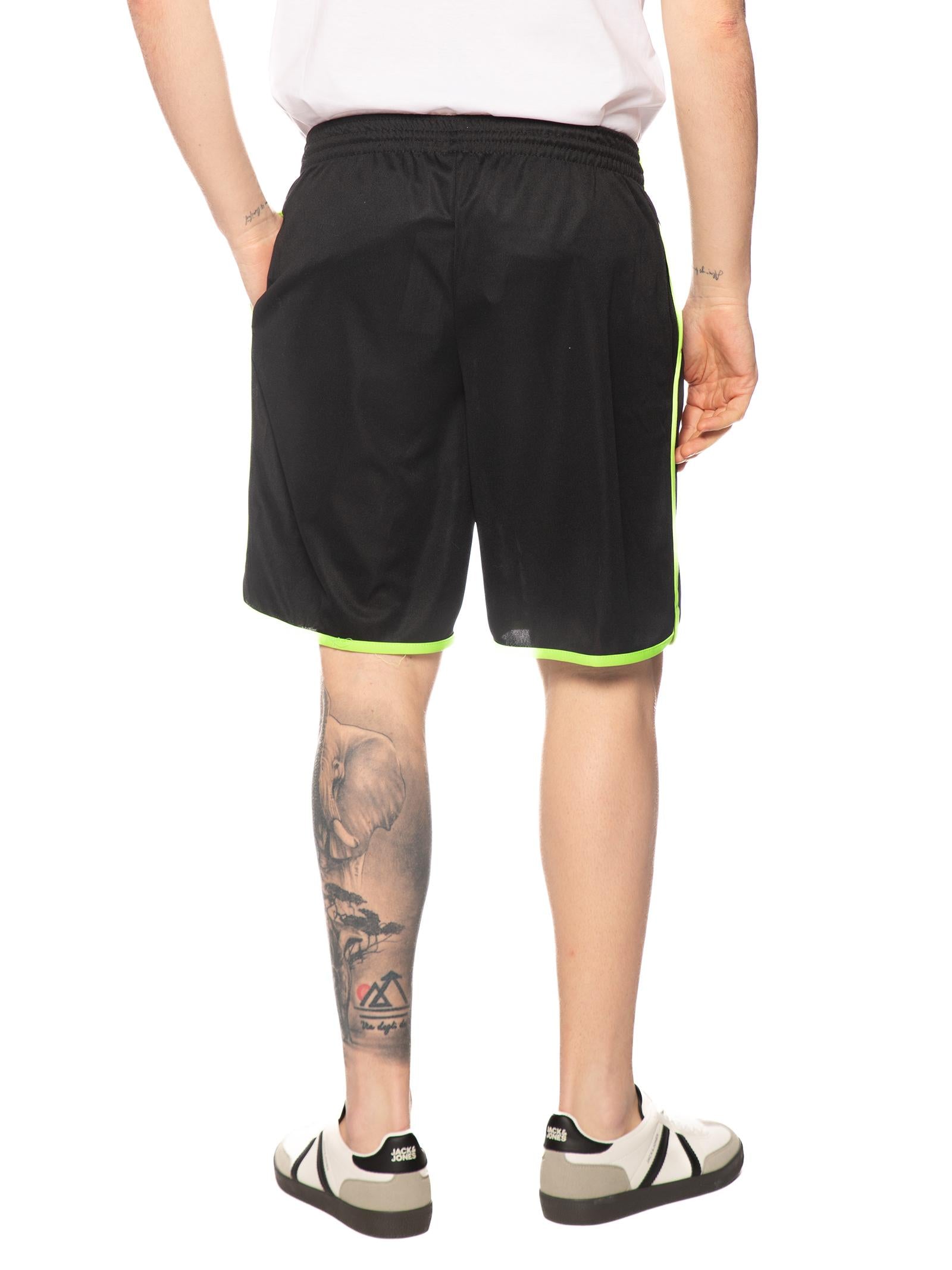 Bermuda Errea Nero verde con logo grande R33P0U DEGRADE8189 ERREA 