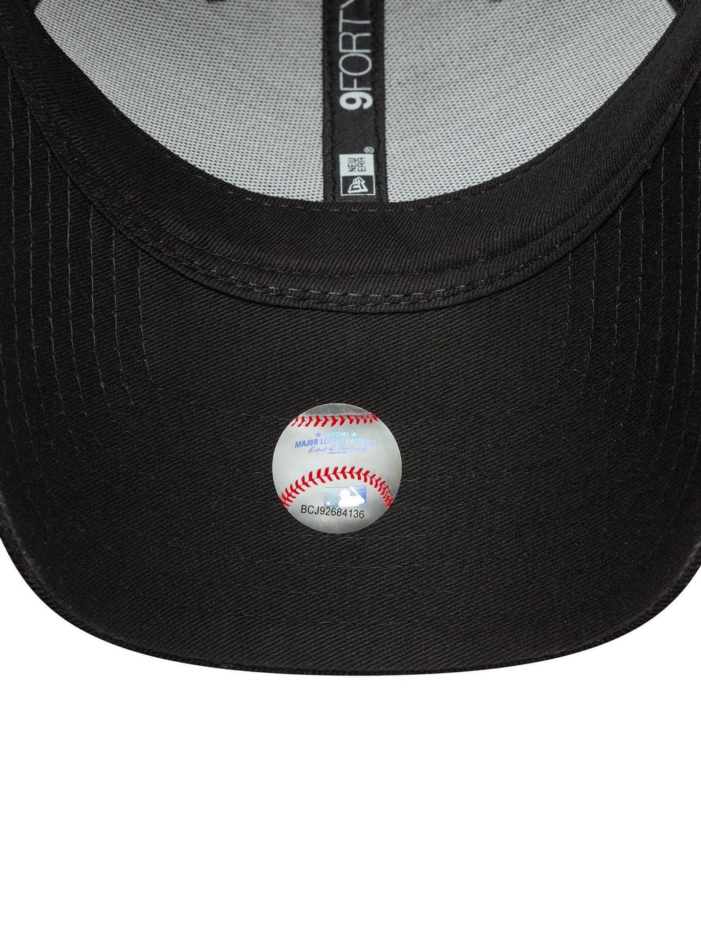 Berretto New Era Flawless 9FORTY® Nero 60691112 BLKWHI NEW ERA 