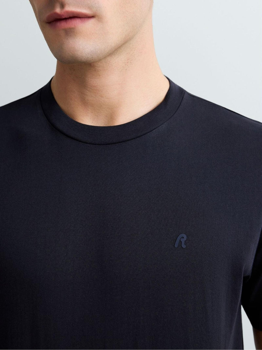 T-shirt Replay Blu Basic logo piccolo M3097 067 REPLAY 