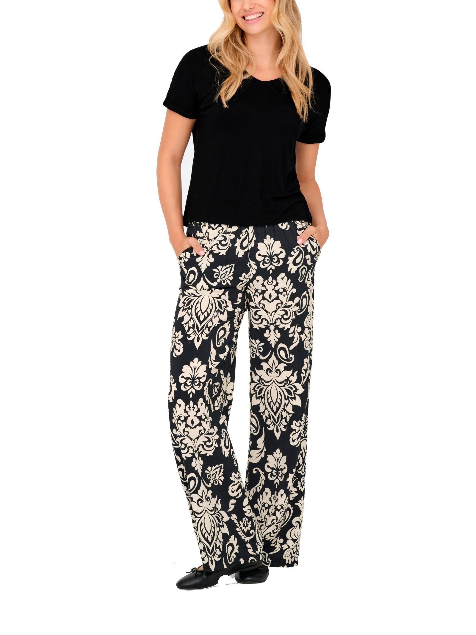 T-shirt JDY Sissy Nero con scollo a V 15364526 /Black JDY 